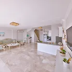 Hatice Sultan * Kalkan