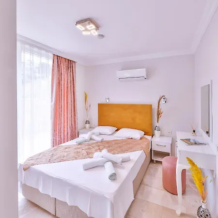 מלון דירות Hatice Sultan קלקן